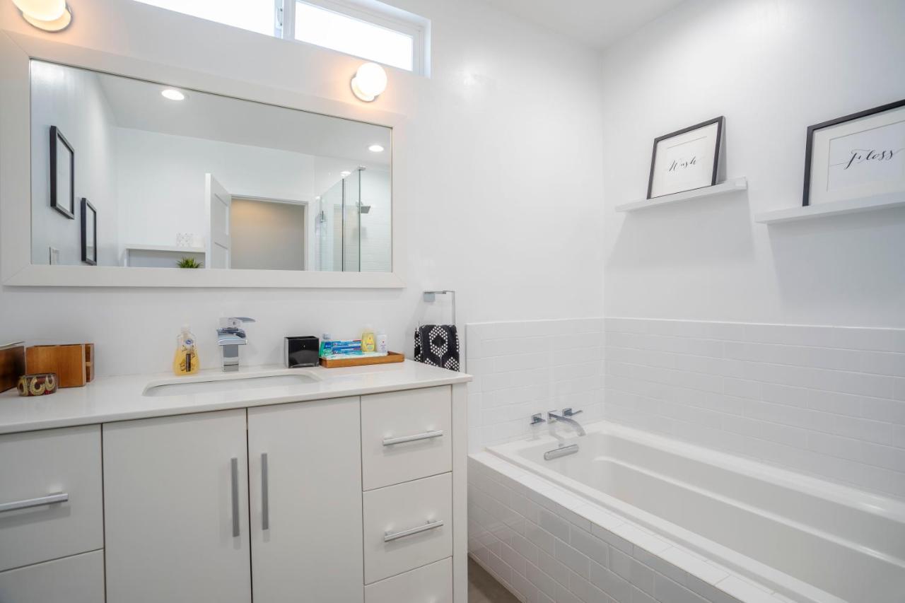 Enchanting Sherman Oaks Home With Pool Permit #Hsr Two One Zero Zero 2605 洛杉矶 外观 照片